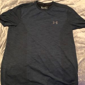 Underarmour short sleeve